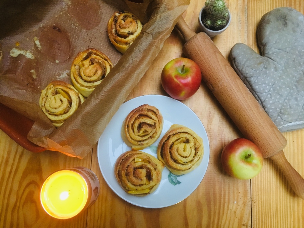 Astrid Lindgren: Kaneelbollen met appel en amandel
